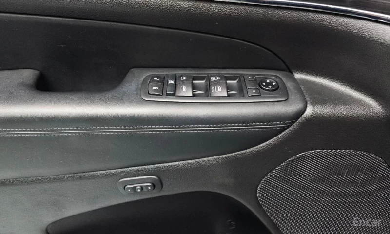 Jeep Grand cherokee, снимка 12 - Автомобили и джипове - 52819467