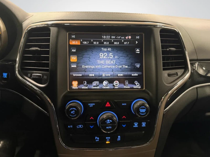 Jeep Grand cherokee Overland 4WD, снимка 10 - Автомобили и джипове - 53283534