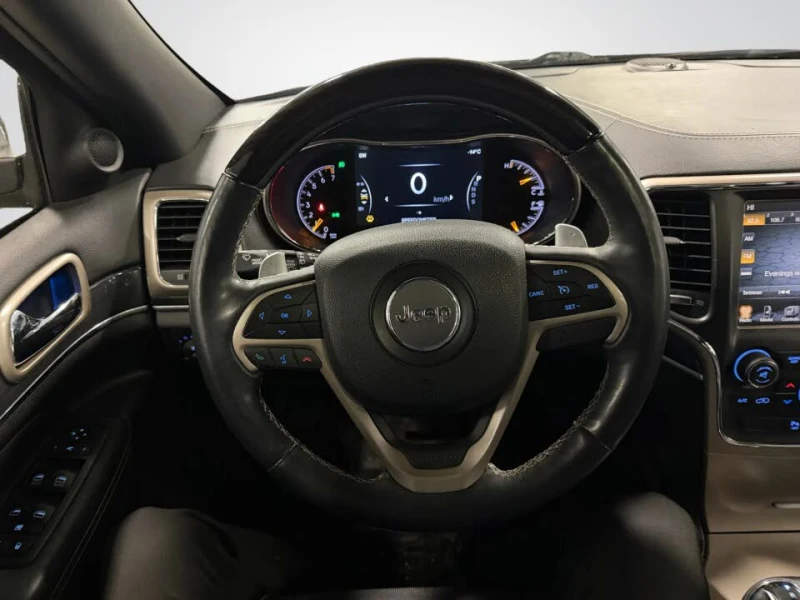 Jeep Grand cherokee Overland 4WD, снимка 8 - Автомобили и джипове - 53283534