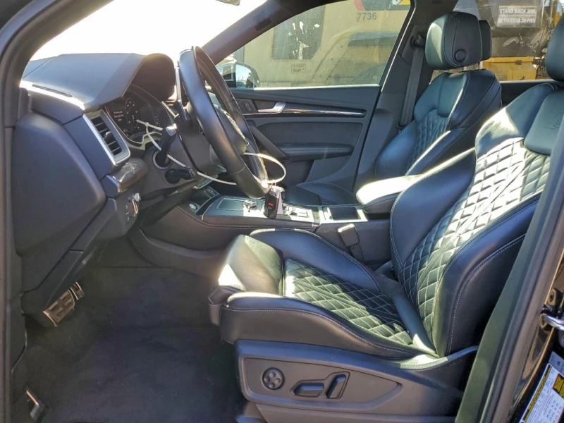 Audi SQ5, снимка 7 - Автомобили и джипове - 53387776