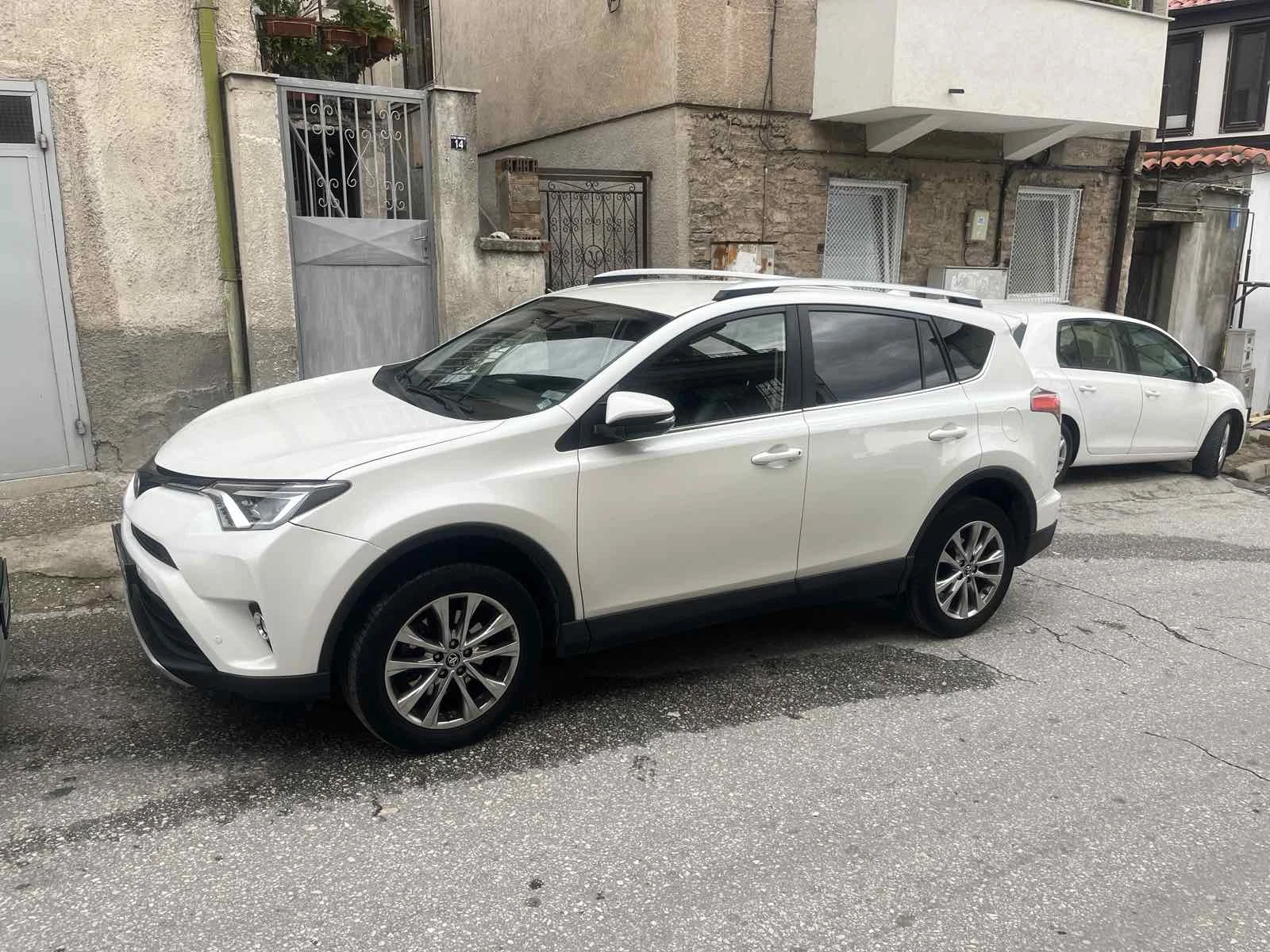 Toyota Rav4 - Facelift - Executive - 2.0 D4d - Keyless - Cam - изображение 3