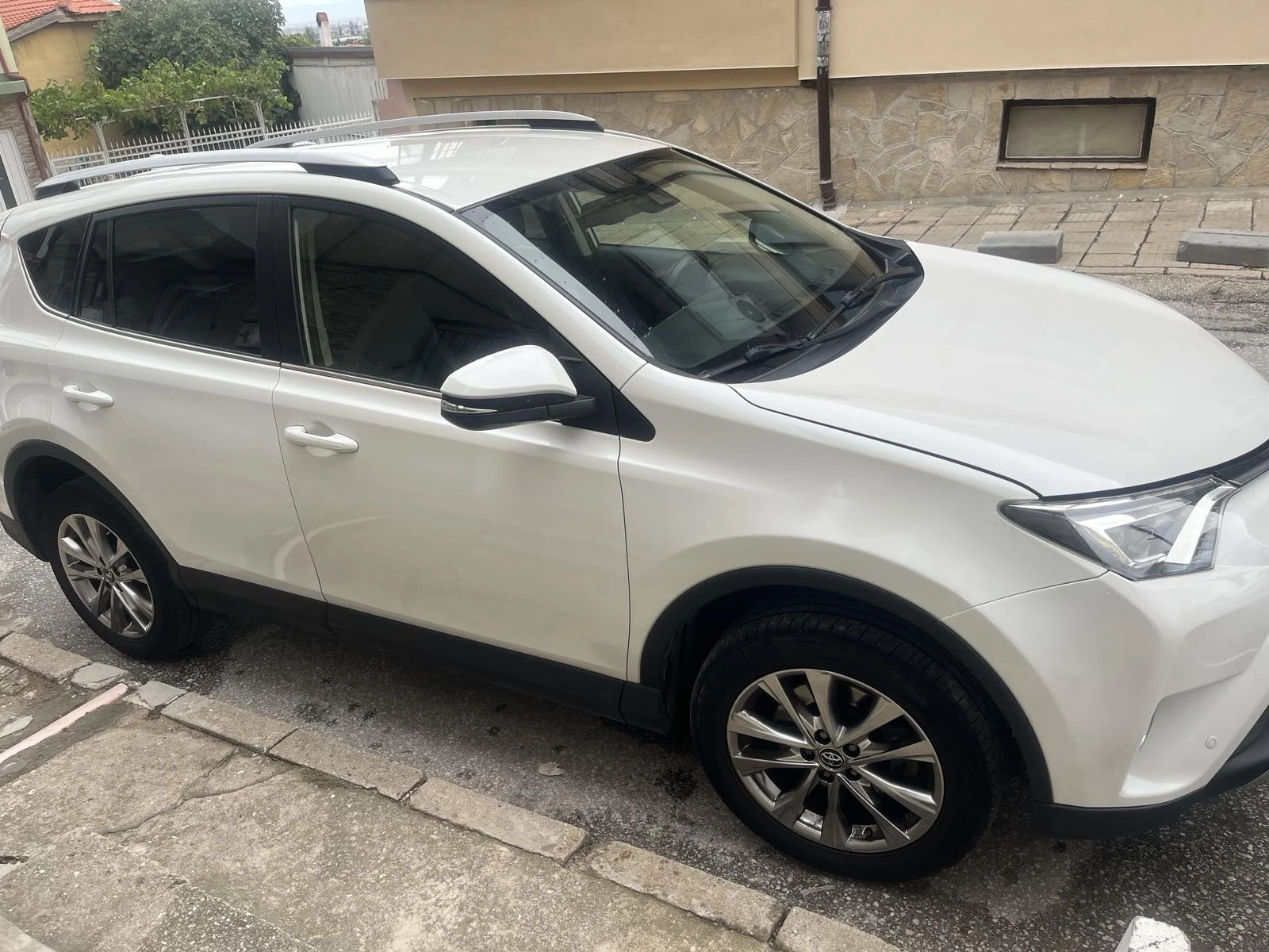 Toyota Rav4 - Facelift - Executive - 2.0 D4d - Keyless - Cam - изображение 2