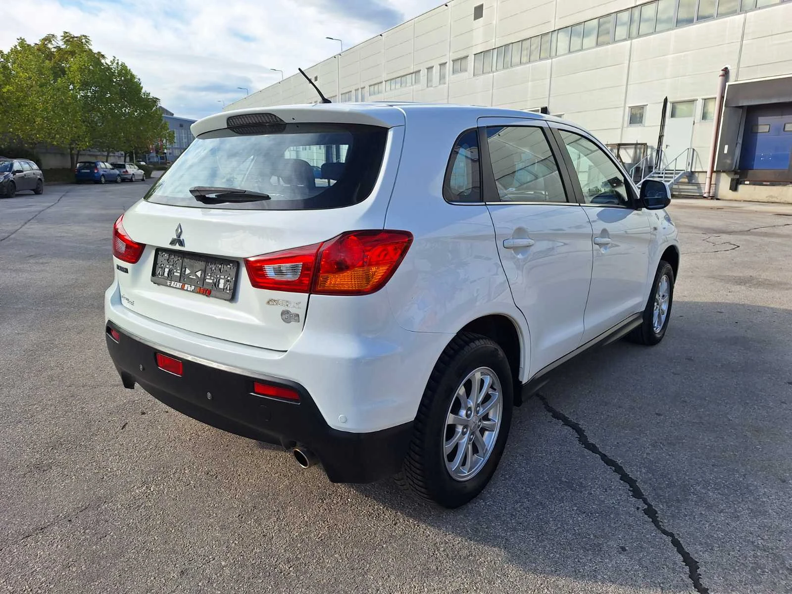 Mitsubishi ASX 1.6 Газ. Инжекцион - изображение 4