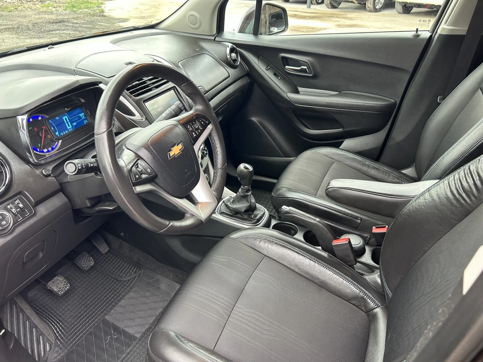 Chevrolet Trax 1.7 DTS 4x4 - изображение 9
