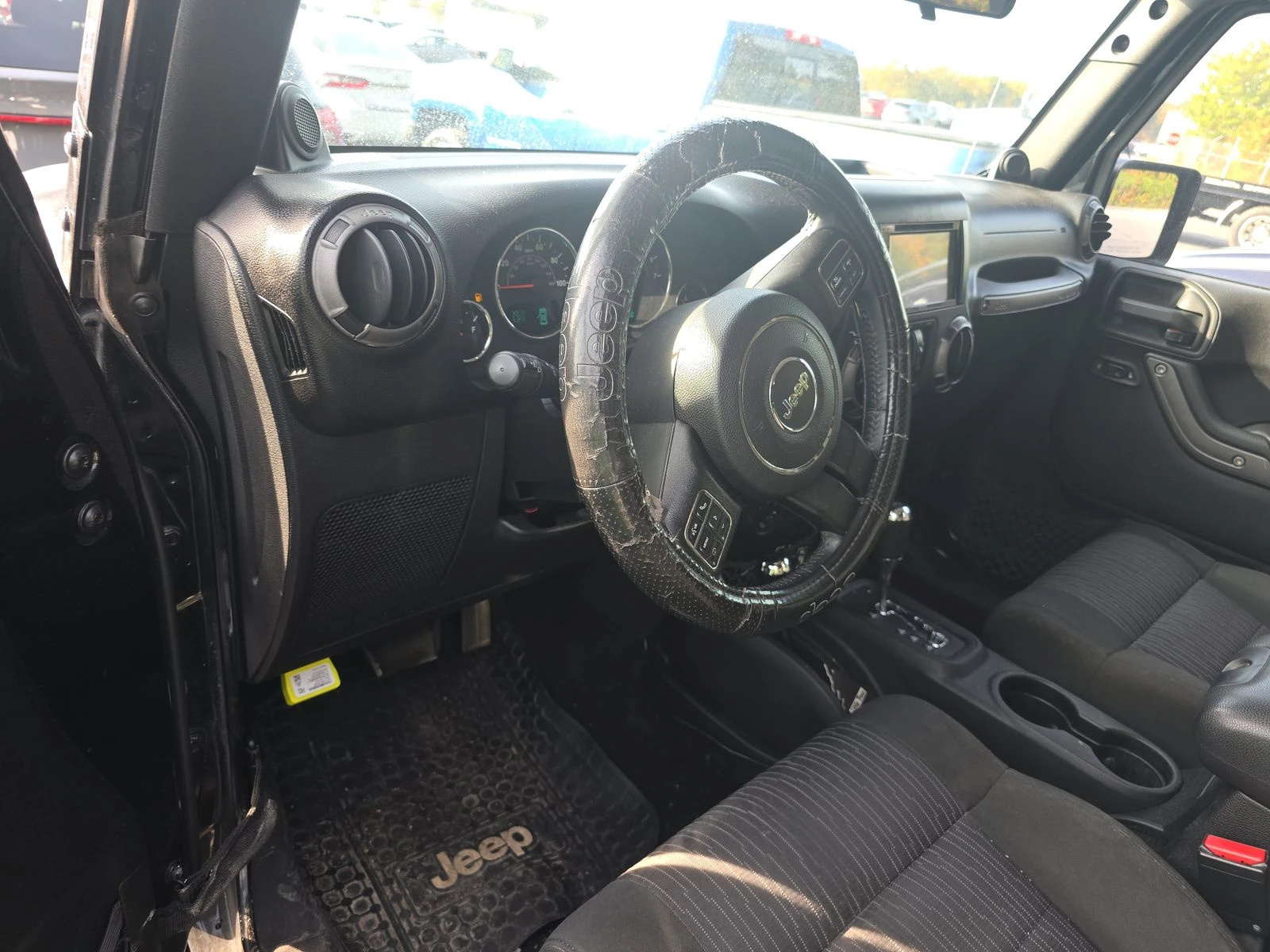 Jeep Wrangler  - изображение 7