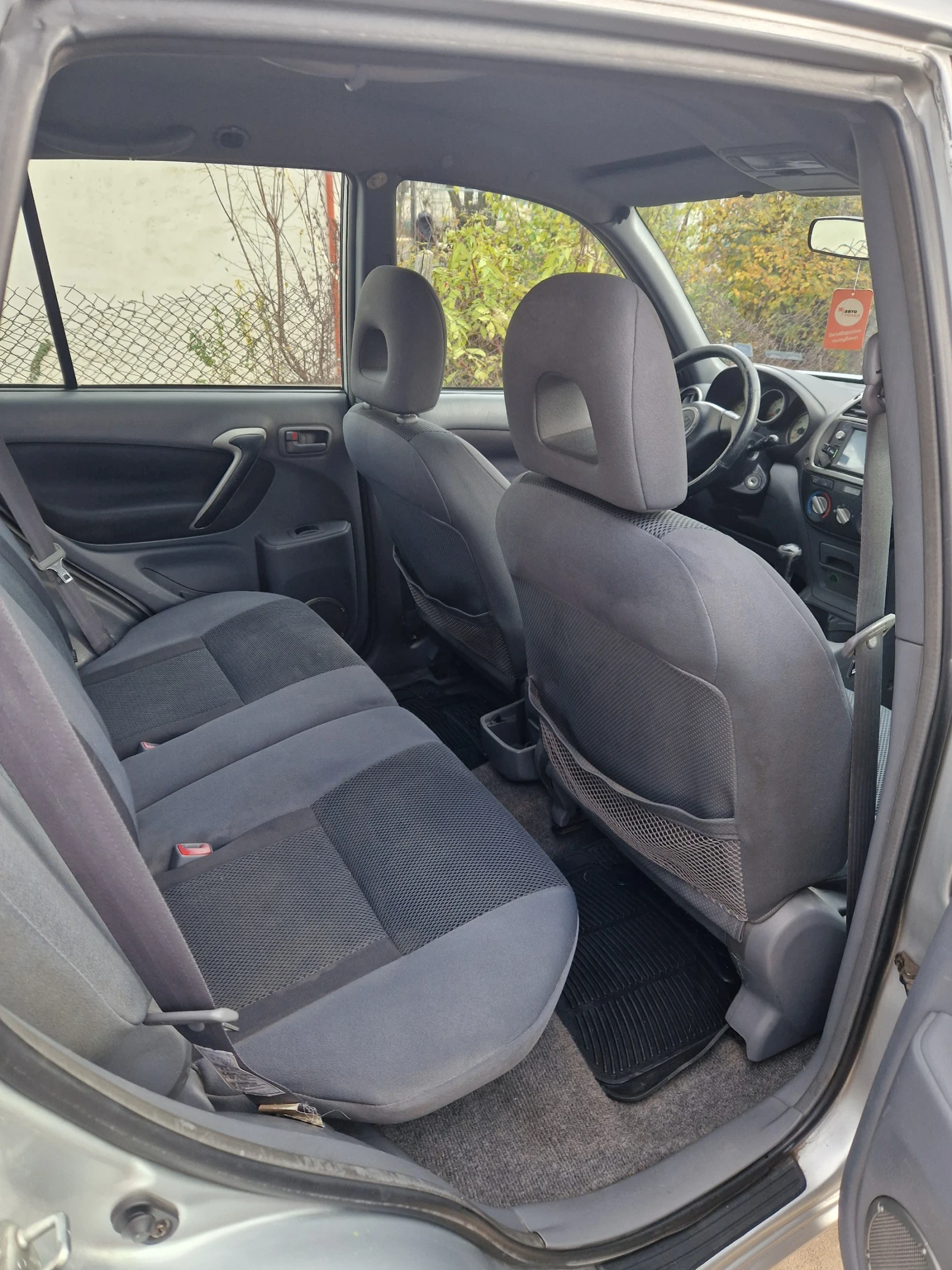 Toyota Rav4  - изображение 10