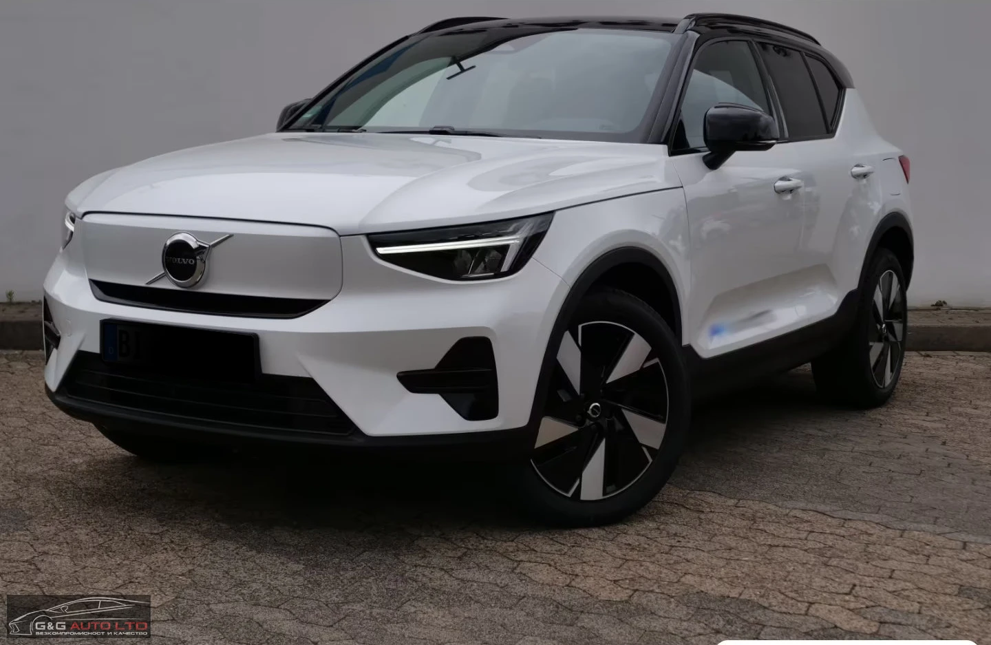 Volvo EX40 PLUS-DARK/408HP/AWD/TWIN/MEMO/CAM/LED/NAVI/660g | Mobile.bg � ����������� 1