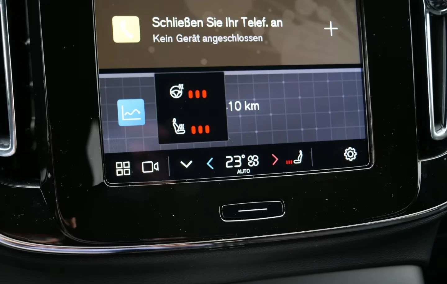 Volvo EX40 PLUS-DARK/408HP/AWD/TWIN/MEMO/CAM/LED/NAVI/660g - изображение 8