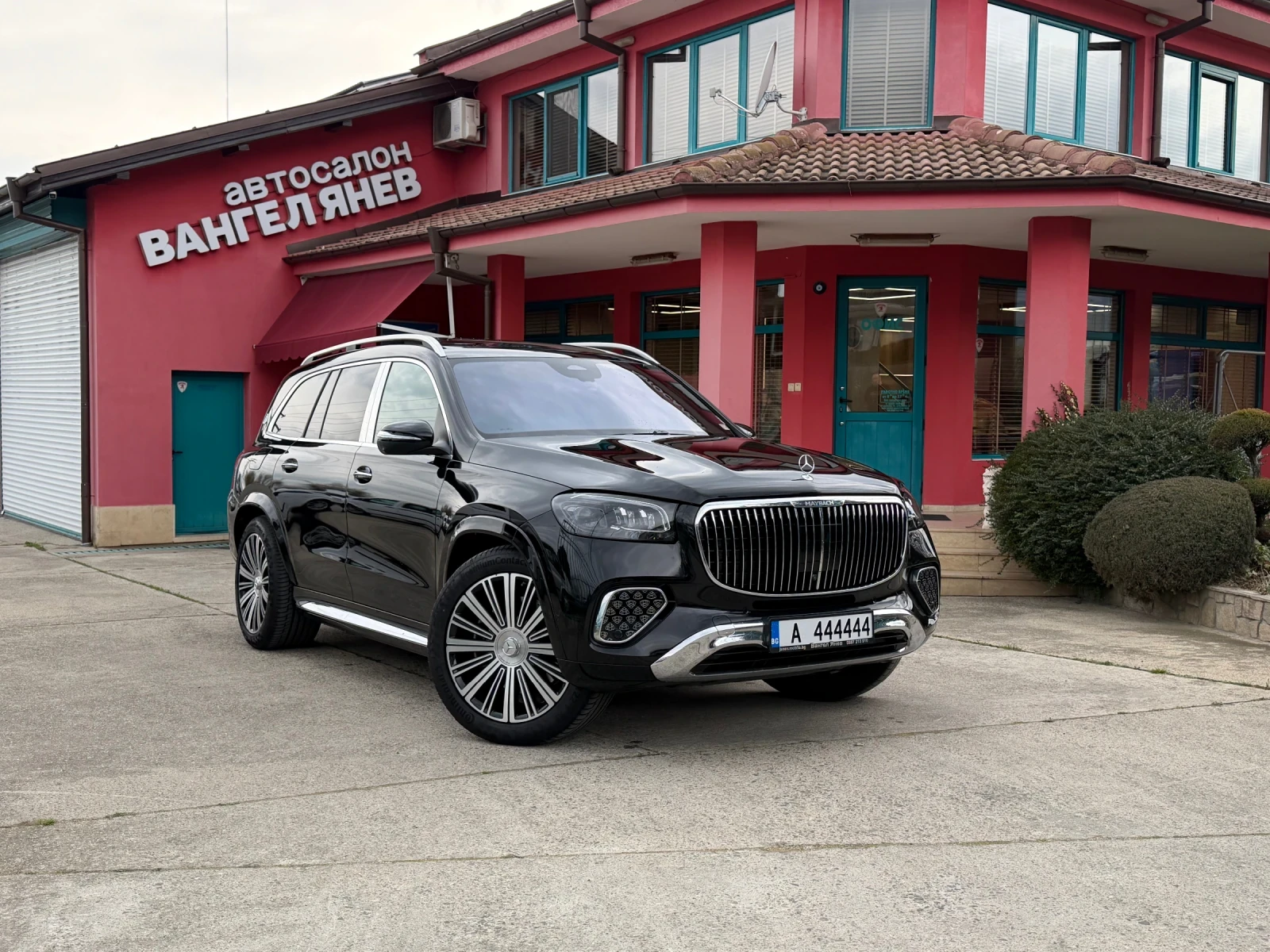 Mercedes-Benz GLS 600 MAYBACH * 9.000 км *  | Auto.bg — изображение 1