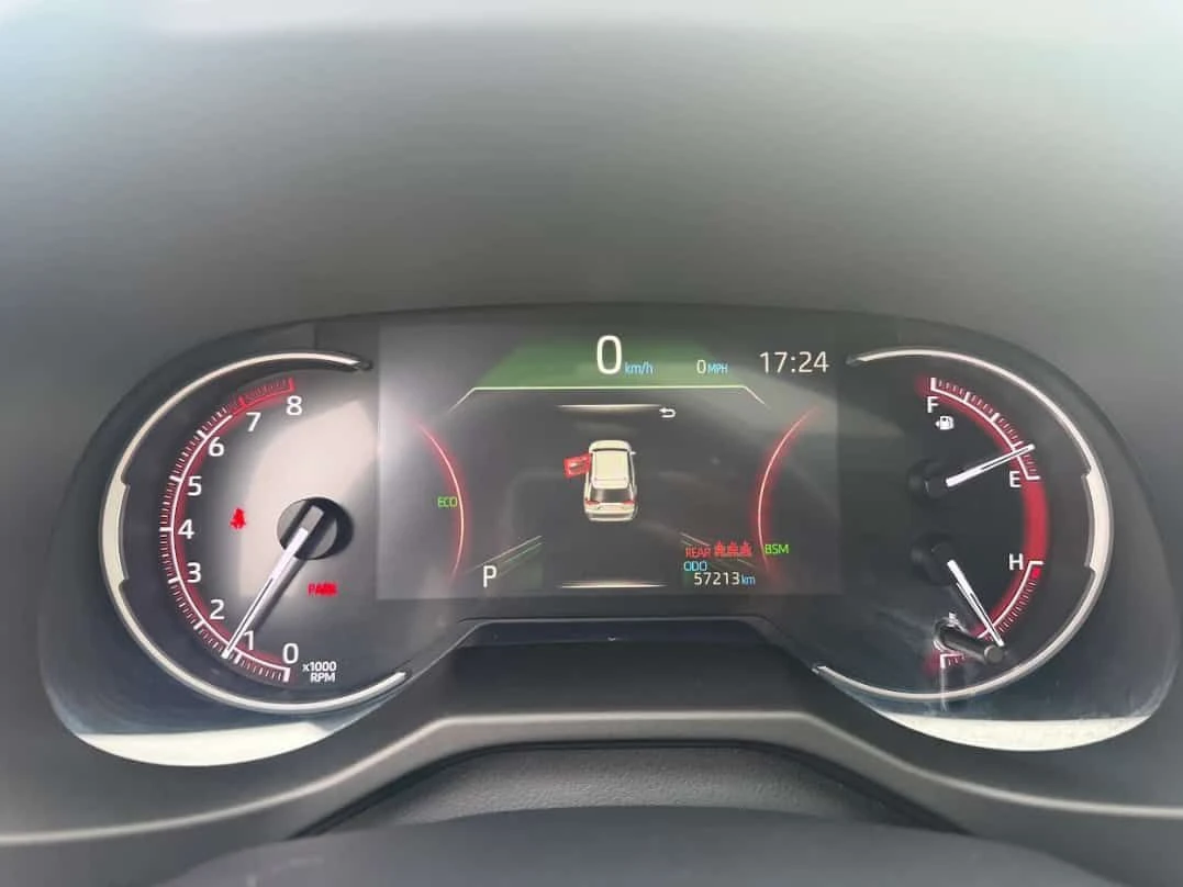Toyota Rav4 * Limited * CARFAX * ЦЕНА ДО БГ, снимка 8 - Автомобили и джипове - 55245606