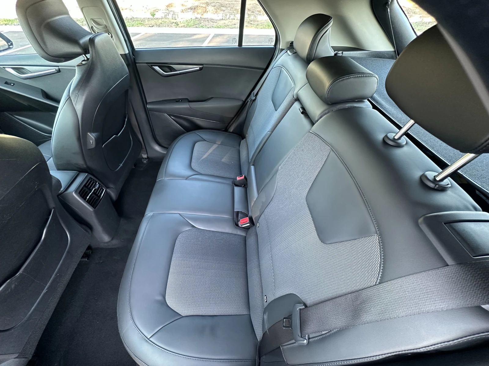 Kia Niro 64kw DynamicLine SOH 100% , снимка 8 - Автомобили и джипове - 55537859