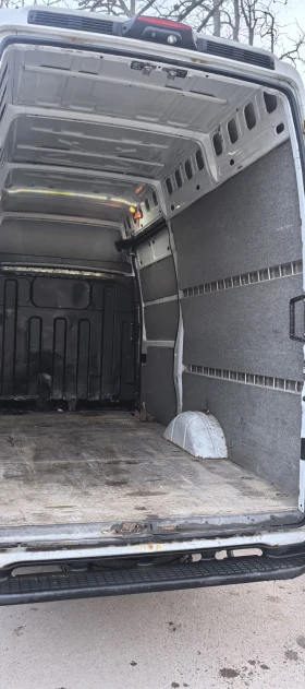 Iveco 35s12, снимка 11