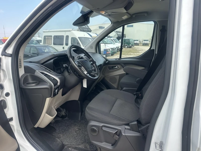 Ford Transit Custom, снимка 10 - Бусове и автобуси - 52068294