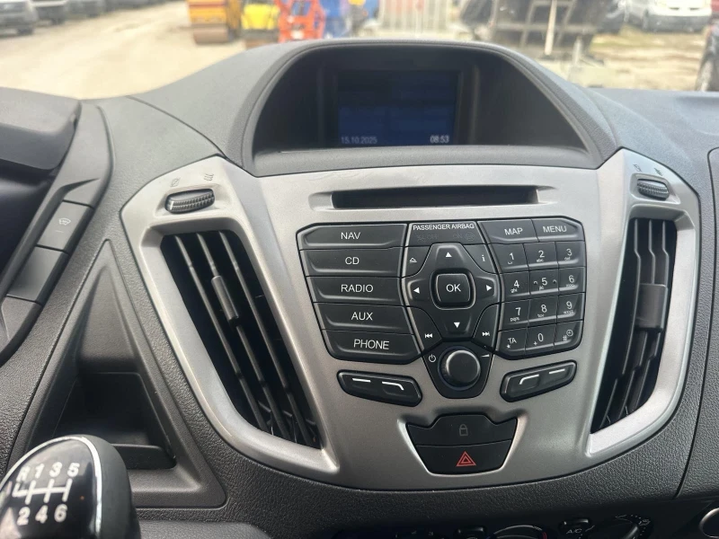 Ford Transit Custom, снимка 11 - Бусове и автобуси - 52068294