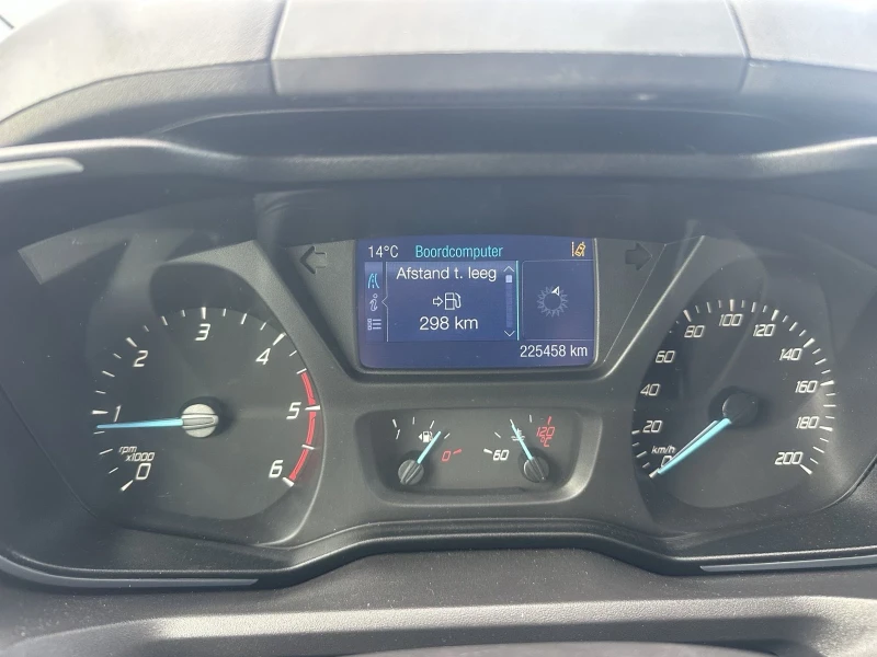 Ford Transit Custom, снимка 12 - Бусове и автобуси - 52068294