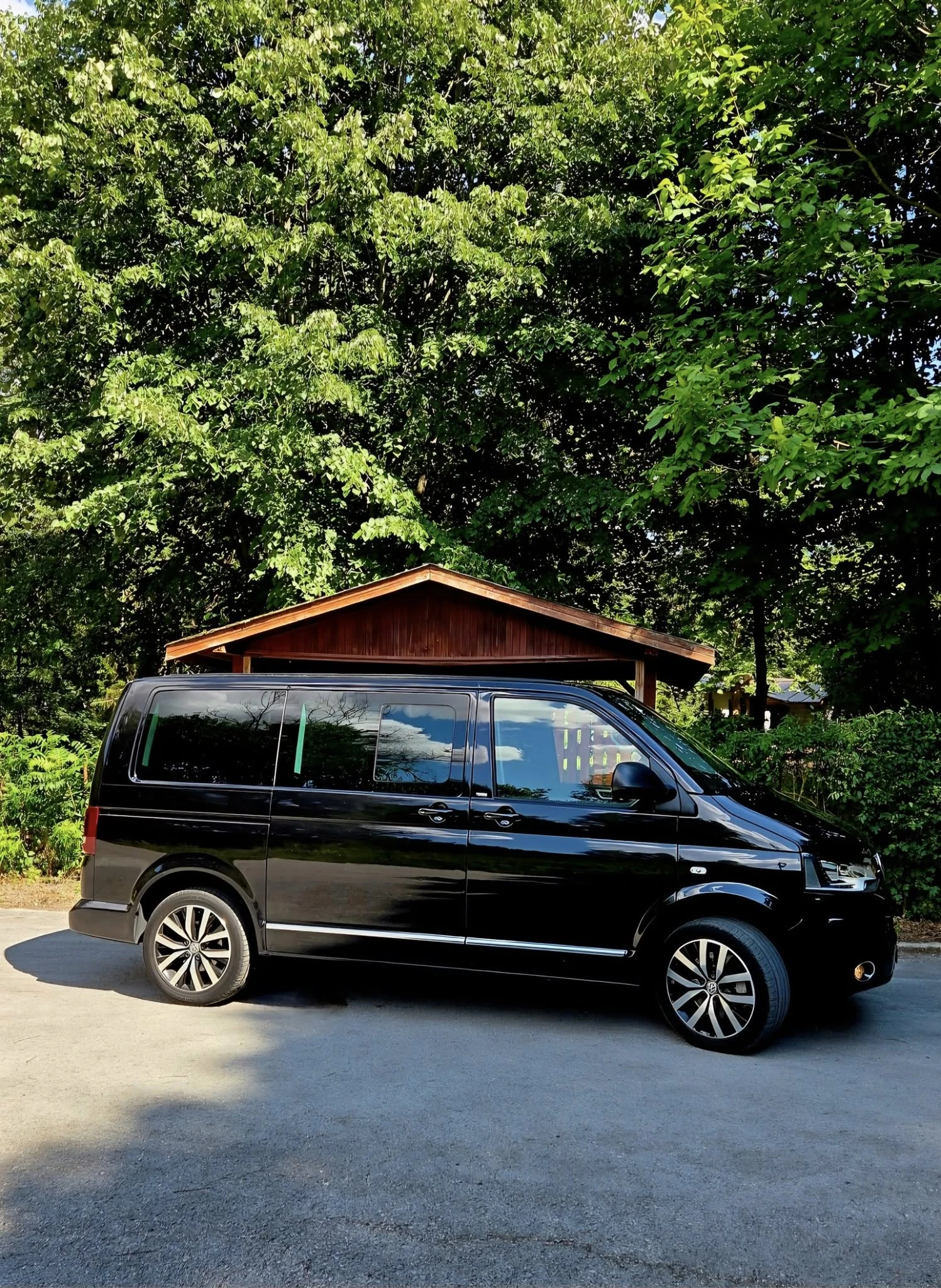VW Multivan T5.1 CUP EDITION 2.0 TDI 2015 - изображение 4