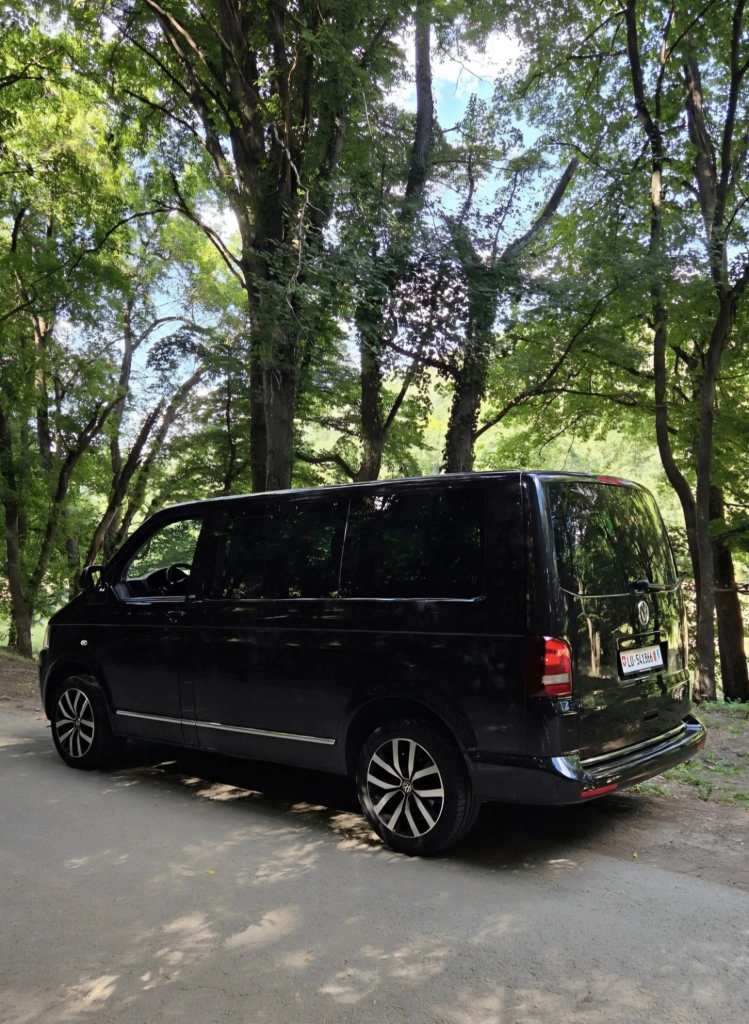 VW Multivan T5.1 CUP EDITION 2.0 TDI 2015 - изображение 6