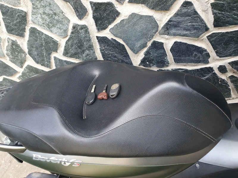 Piaggio Beverly 300S ABS/ASR SPORT 2-броя, снимка 8 - Мотоциклети и мототехника - 49370798