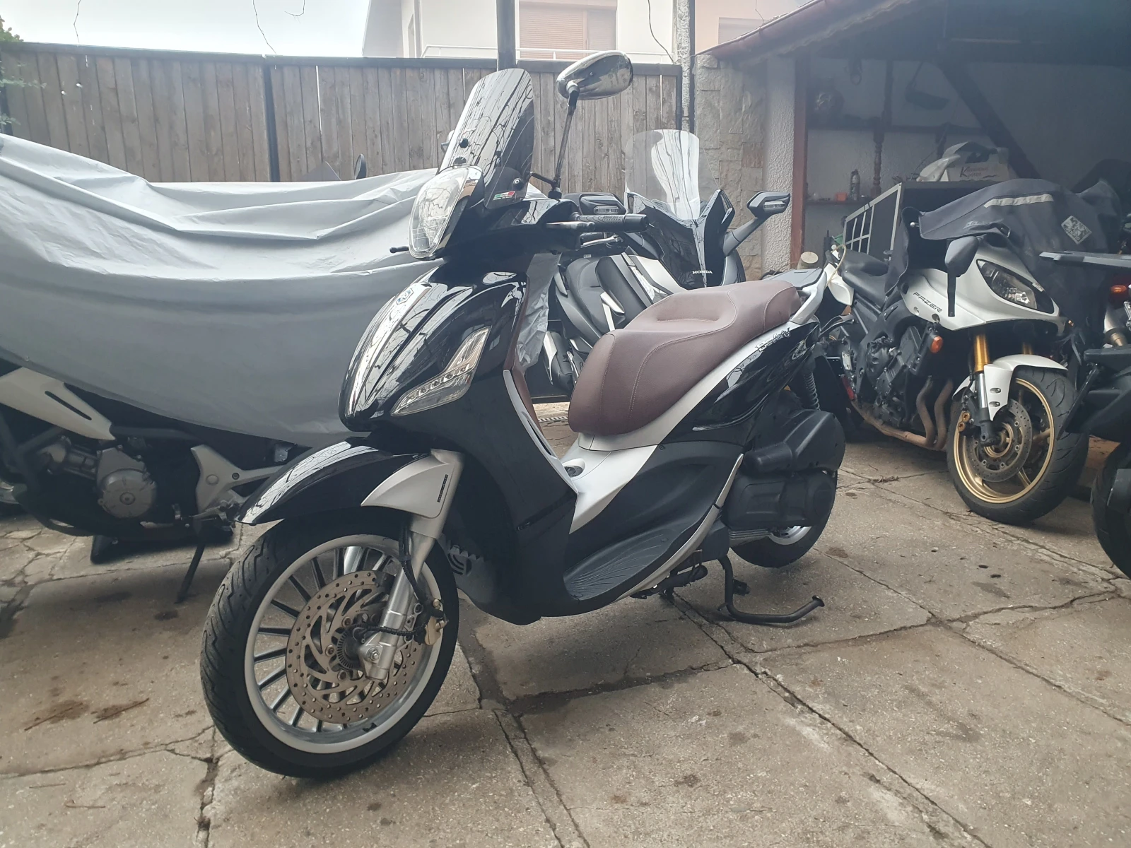 Piaggio Beverly 300S ABS/ASR SPORT 2-���� | Mobile.bg � ����������� 16
