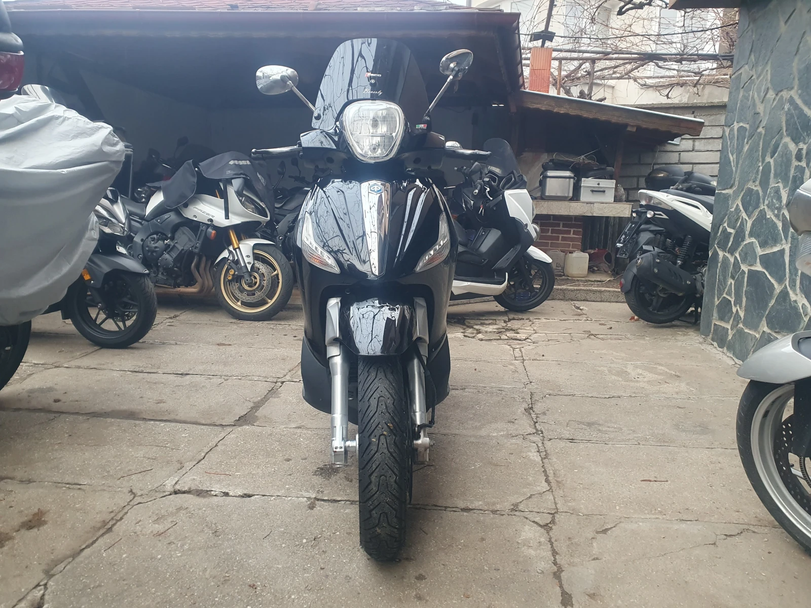 Piaggio Beverly 300S ABS/ASR SPORT 2-���� | Mobile.bg � ����������� 15