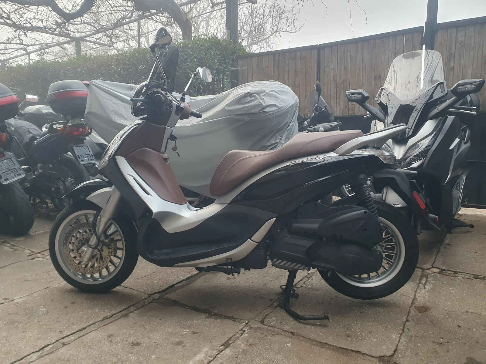 Piaggio Beverly 300S ABS/ASR SPORT 2-���� | Mobile.bg � ����������� 17