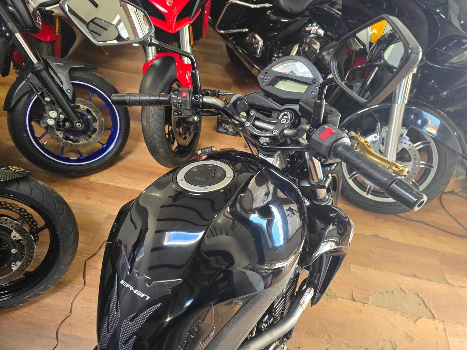 Kawasaki ER 650i, снимка 4 - Мотоциклети и мототехника - 54480663
