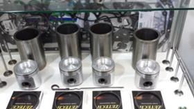 Трактор Fendt Резервни части, снимка 10