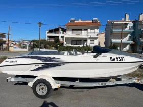 Лодка Yamaha  XR1800, снимка 2 - Воден транспорт - 48098863