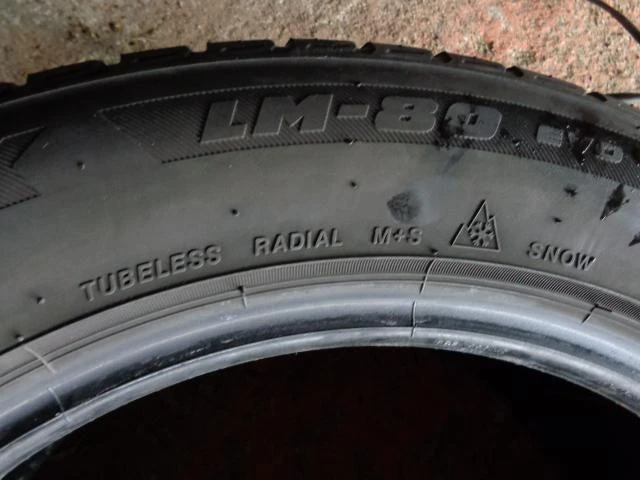 Гуми Зимни 235/55R17, снимка 10 - Гуми и джанти - 12742221