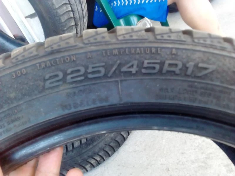 Гуми Летни 225/45R17, снимка 7 - Гуми и джанти - 18857997