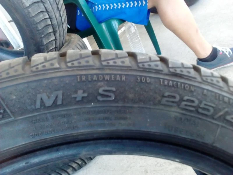 Гуми Летни 225/45R17, снимка 8 - Гуми и джанти - 18857997