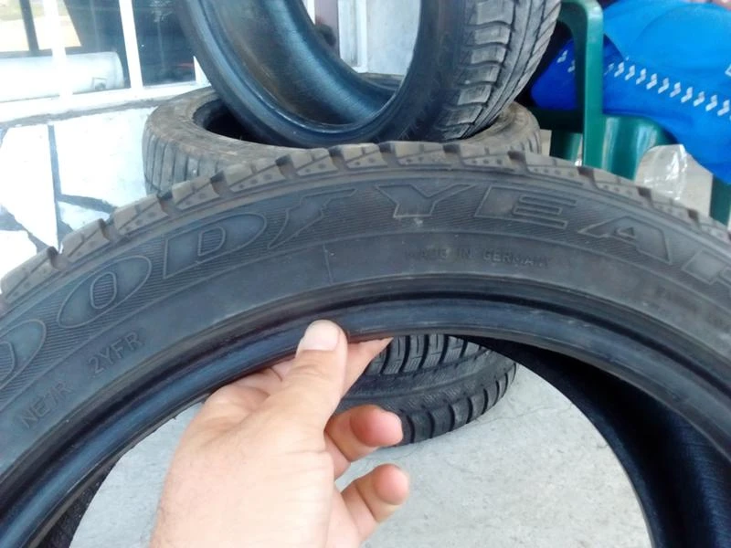 Гуми Летни 225/45R17, снимка 9 - Гуми и джанти - 18857997