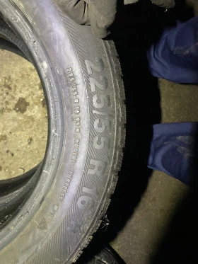 Гуми Зимни 225/55R16, снимка 3 - Гуми и джанти - 46829765