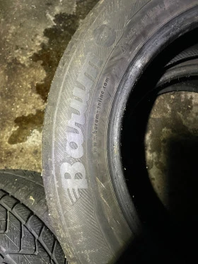 Гуми Зимни 225/55R16, снимка 4 - Гуми и джанти - 46829765