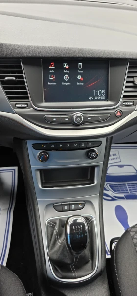 Opel Astra 1.2 i Business Edition-110 hp, снимка 11