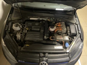 VW Golf GTE Plug-in  Hybrid Обслужен ! , снимка 12