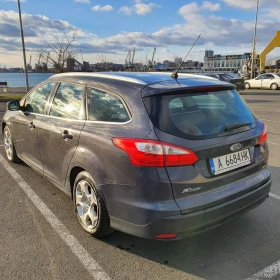 Ford Focus 1.6 TDCI Комби 2012, снимка 12