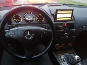 Mercedes-Benz C 220, снимка 13