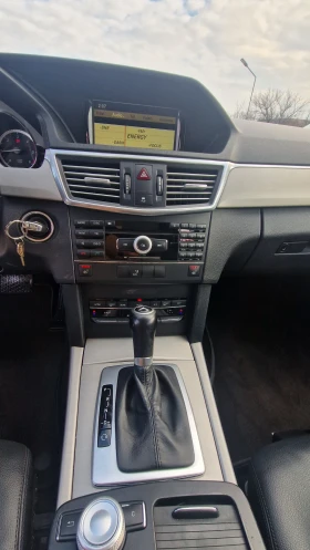 Mercedes-Benz E 250 250CDI/AVTOMAT/PANORAMA/PODGREV , снимка 9