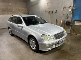 Mercedes-Benz C 220, снимка 4