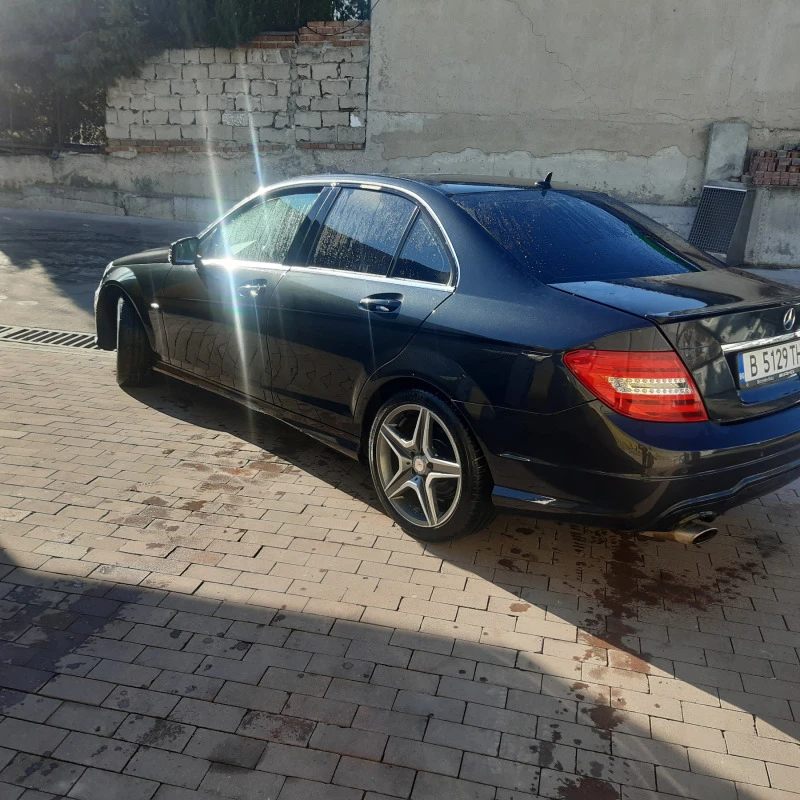 Mercedes-Benz C 180, снимка 11 - Автомобили и джипове - 43611375