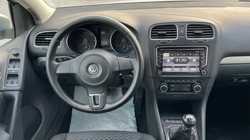 VW Golf 2.0tdi NAVI, снимка 11 - Автомобили и джипове - 44803429