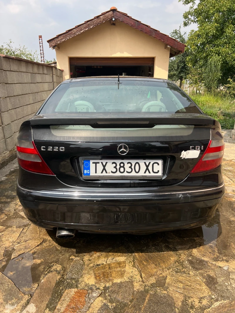 Mercedes-Benz C 220, снимка 1 - Автомобили и джипове - 47434019