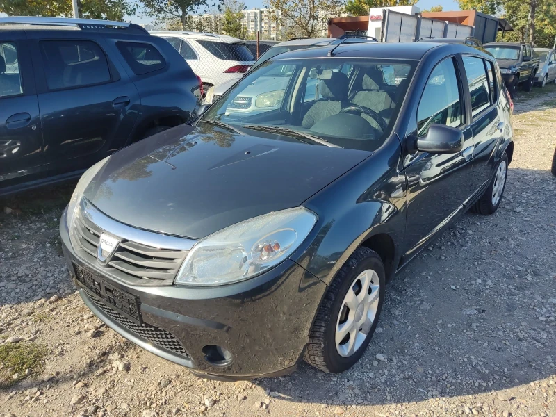 Dacia Sandero 1.4i - ГАЗОВ ИЖЕКЦИОН, снимка 1 - Автомобили и джипове - 47452921