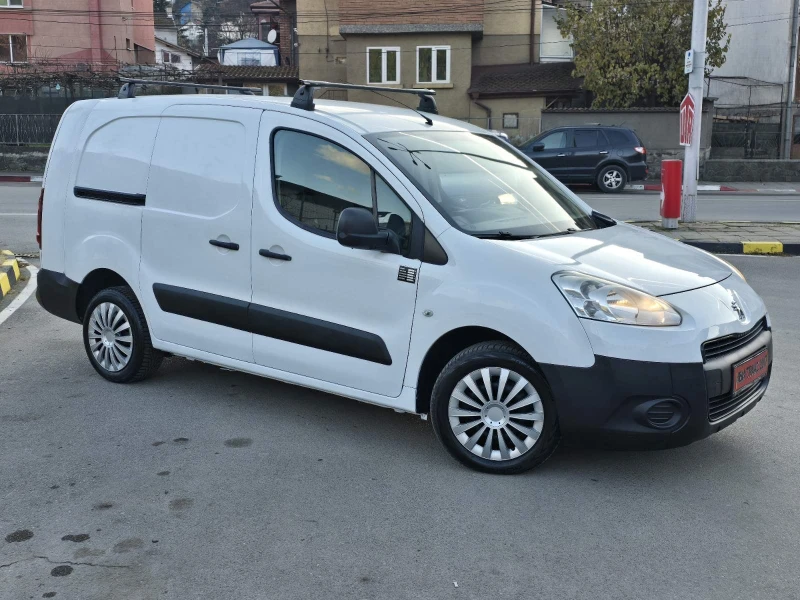 Peugeot Partner Дълга база, снимка 5 - Автомобили и джипове - 48133537