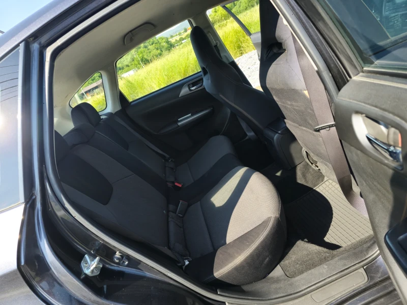 Subaru Impreza 4x4, снимка 12 - Автомобили и джипове - 50960392