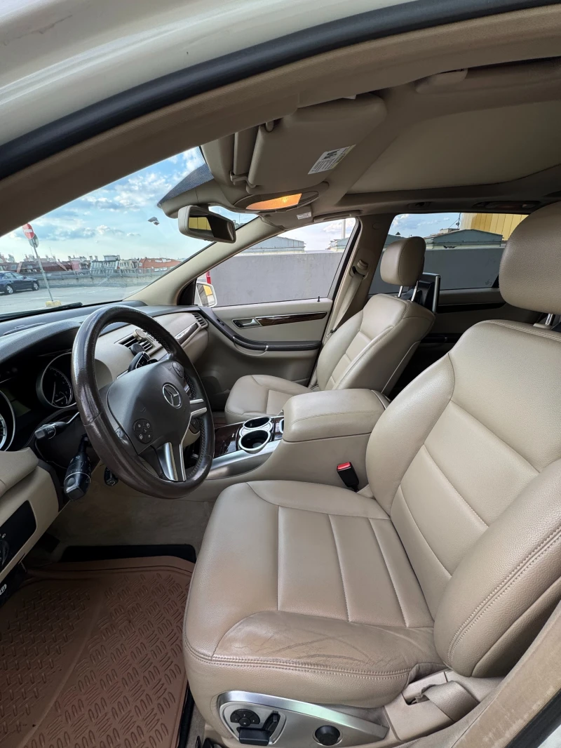 Mercedes-Benz R 350 4 matic   дълга база   разположение 2/2/2, снимка 6 - Автомобили и джипове - 52401641