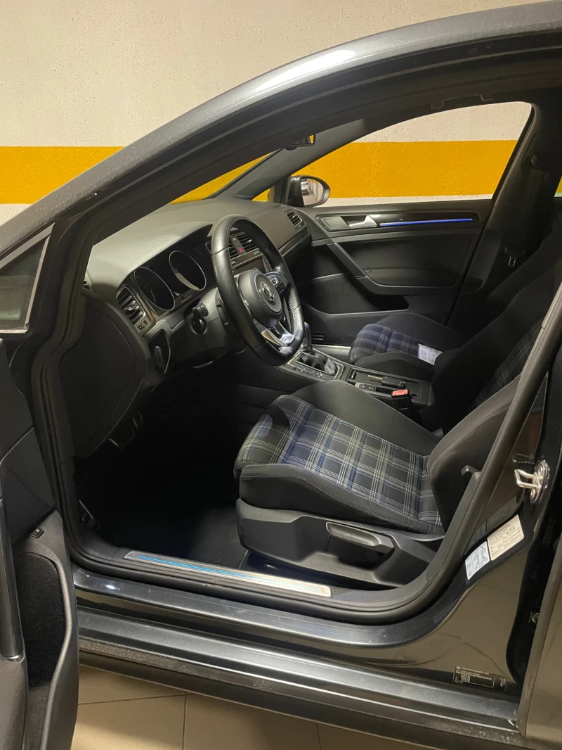 VW Golf Plug-in  Hybrid  Benzine , снимка 7 - Автомобили и джипове - 52461256