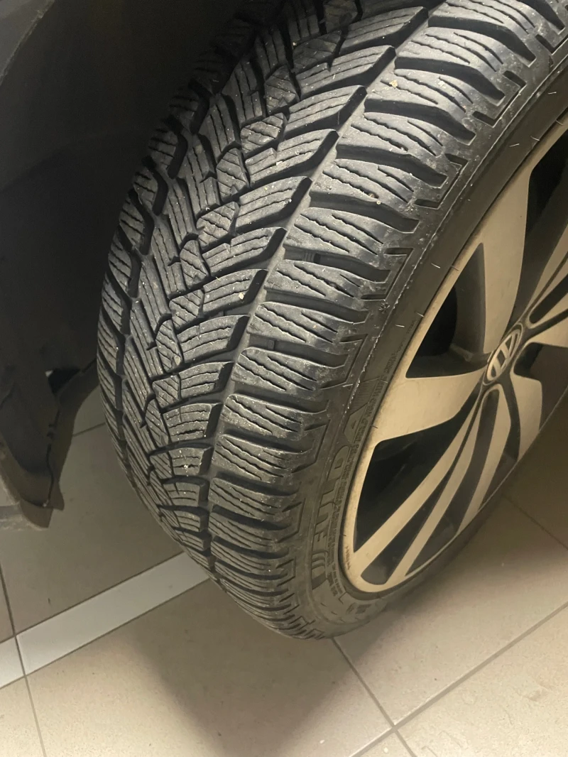 VW Golf Plug-in  Hybrid  Benzine , снимка 14 - Автомобили и джипове - 52461256