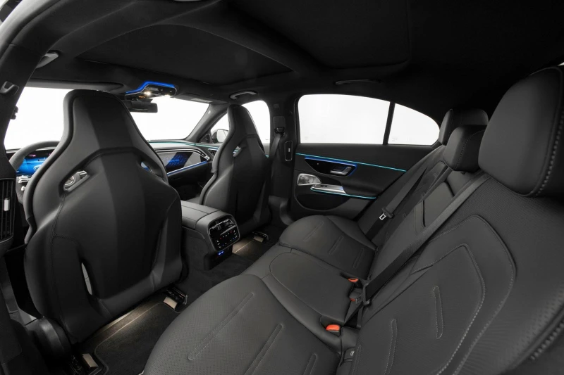 Mercedes-Benz E 53 AMG BRABUS 700 CARBON SUPERSCREEN BURMESTER HEAD UP, снимка 12 - Автомобили и джипове - 51646932